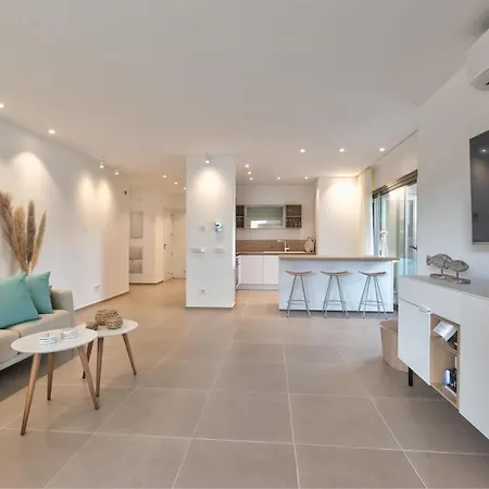 Jardines - Avago 1,1 Pool View 2b *