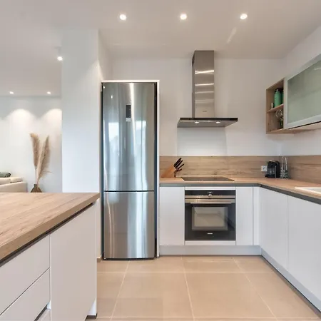 Jardines - Avago 1,1 Pool View 2b *