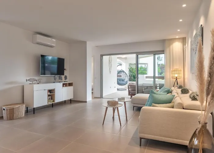 Jardines - Avago 1,1 Pool View 2b